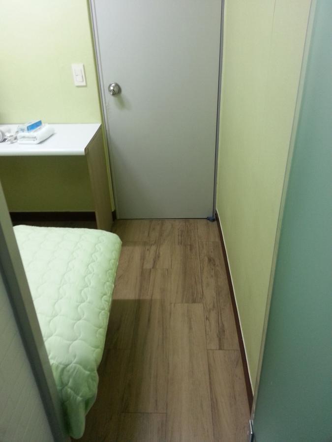 Hostel Sinchon Livingtel