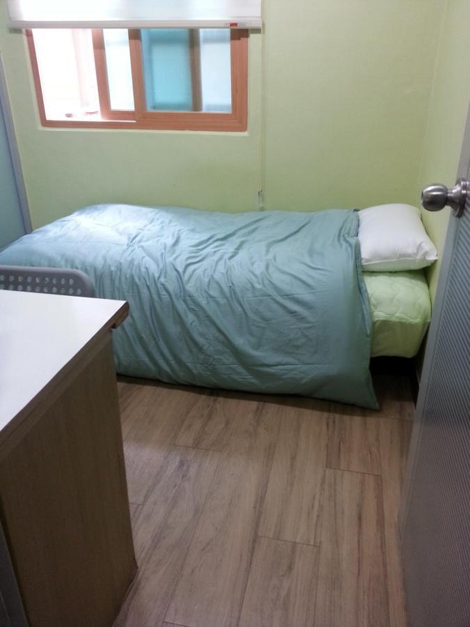 Sinchon Livingtel Hostel *